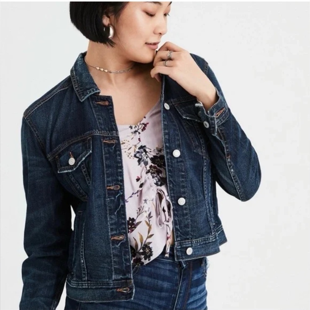 American Eagle Women's Denim Jacket. Size X-Small
